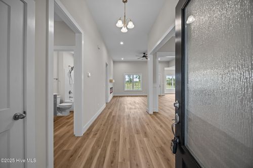 154 Planters Walk Rd, Snow Hill, NC, 28580-8494 | Card Image