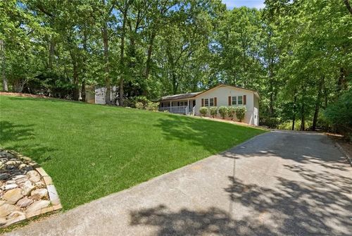408 Riverlake Ct, Woodstock, GA, 30188-3218 | Card Image