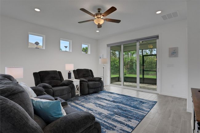 564 Jubilee Cir, Home with 2 bedrooms, 2 bathrooms and null parking in YULEE FL | Image 12