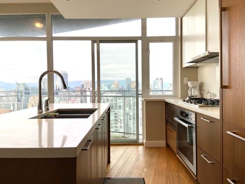 4203-1372 Seymour St, Vancouver, BC, V6B0L1 | Card Image