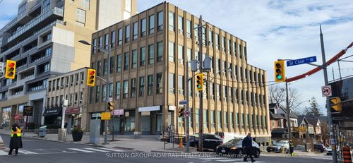 204-845 St Clair Ave W, Toronto, ON, M6C1C3 | Card Image