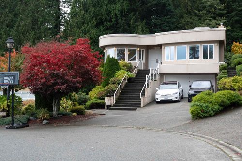 2572 Westhill Close, West Vancouver, BC, V7S3E6 | Card Image