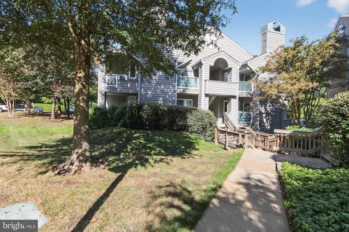 1502 Summerchase Ct, RESTON, VA, 20194-1154 | Card Image