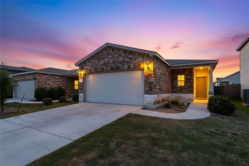 137 Miracle Dr, Jarrell, TX, 76537-0623 | Card Image