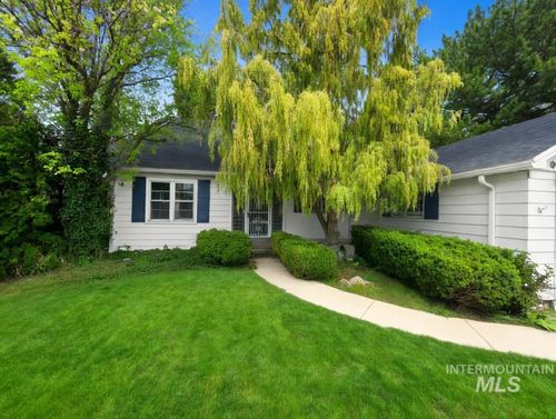 1131 11th Ave E, Twin Falls, ID, 83301-6618 | Card Image