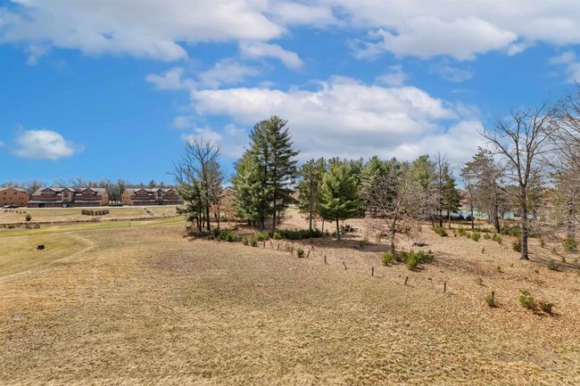 1207 - 2015-7 Czech Court, Condo with 3 bedrooms, 2 bathrooms and null parking in STRONGS PRAIRIE WI | Image 23