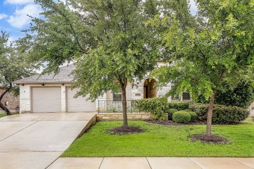 7820 Turnback Ledge Trl, Lago Vista, TX, 78645-4820 | Card Image