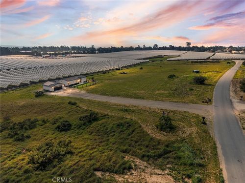 2085 Westhampton Dr, Arroyo Grande, CA, 93420 | Card Image