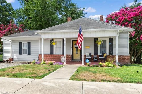 319 Hay St, Mount Airy, NC, 27030-2801 | Card Image