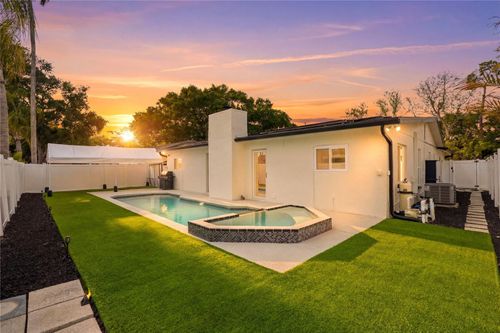 9554 86th Ave, SEMINOLE, FL, 33777-2526 | Card Image