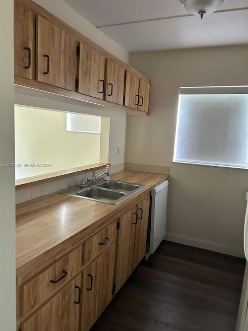 apt-105-6031 Shakerwood Cir, Tamarac, FL, 33319-2362 | Card Image