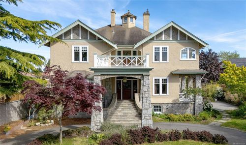 4423 Tyndall Ave, Victoria, BC, V8N3S3 | Card Image