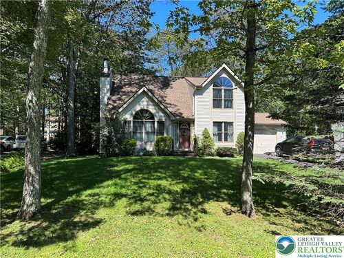 1510 Belgravia Dr, Coolbaugh Twp, PA, 18466-8146 | Card Image