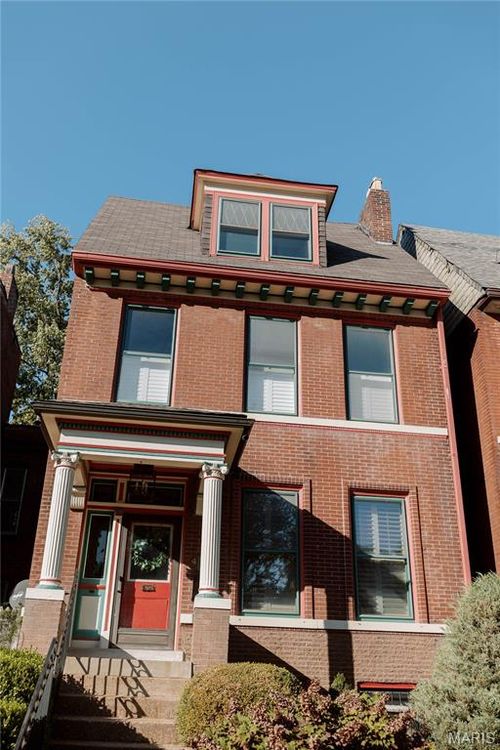 4249 Castleman Ave, Saint Louis, MO, 63110-3502 | Card Image