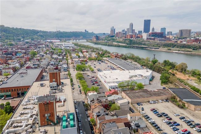 2113 Wharton St, House other with 3 bedrooms, 2 bathrooms and null parking in Pittsburgh PA | Image 34