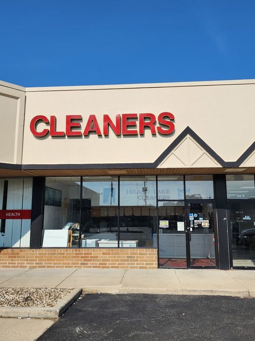 unit-10-125 E State Rd, Island Lake, IL, 60042-9603 | Card Image