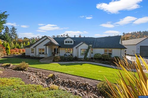 8478 Valley Way Se, Turner, OR, 97392-9631 | Card Image