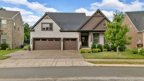 8011 Ritter Dr, Mount Juliet, TN, 37122-1022 | Card Image