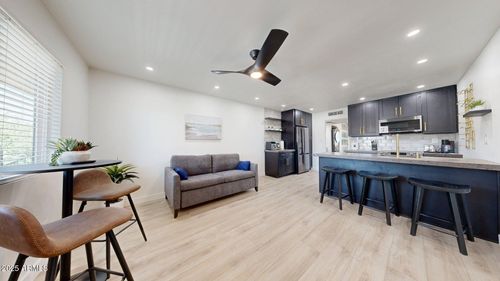 2078-5995 N 78th St, Scottsdale, AZ, 85250-6121 | Card Image