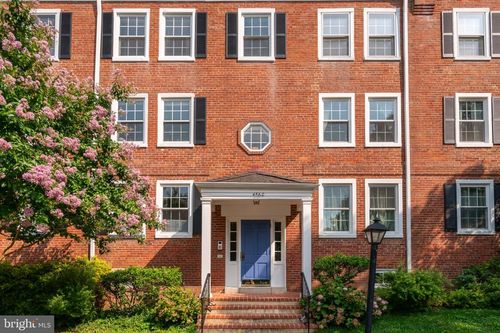 c1-4860 28th St S, ARLINGTON, VA, 22206-1369 | Card Image