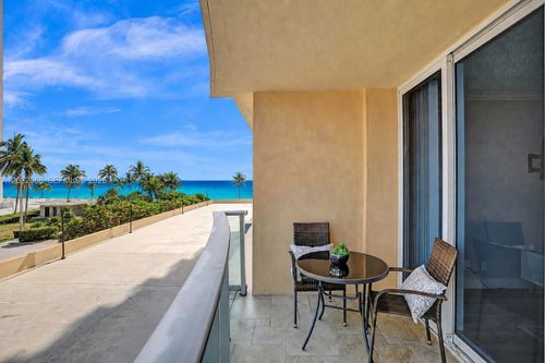 302-2501 S Ocean Dr, Hollywood, FL, 33019-2633 | Card Image