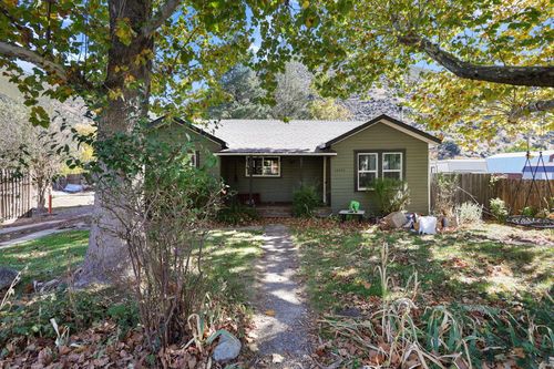 14223 Main St, French Gulch, CA, 96033-9902 | Card Image