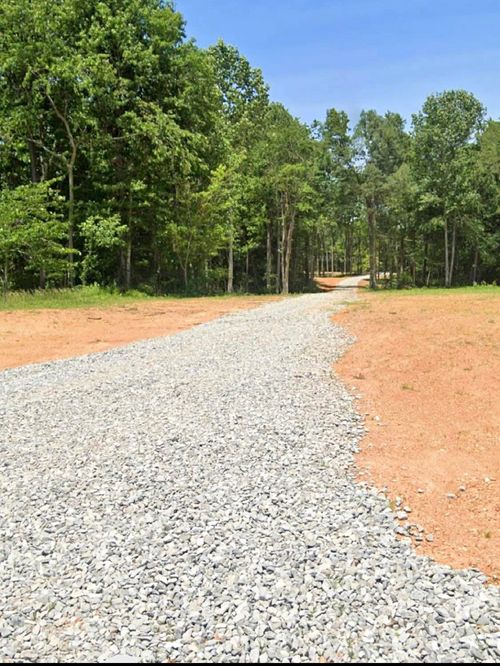 1144 Tom Brown Rd, Vine Grove, KY, 40175-6060 | Card Image