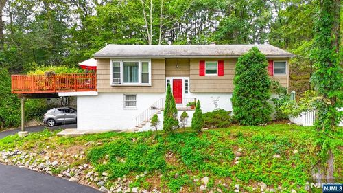 348 Conklintown Rd, Ringwood, NJ, 07456-2404 | Card Image