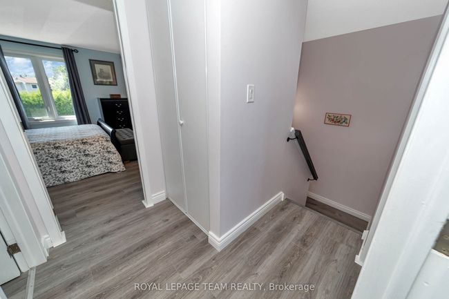 203 Rosemary Gdns, House attached with 3 bedrooms, 2 bathrooms and 4 parking in Orléans ON | Image 16