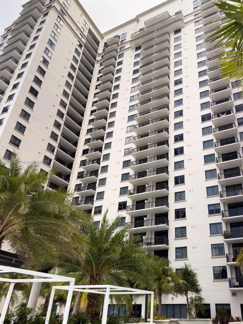 apt-1611-999 Sw 1st Ave, Miami, FL, 33130-3441 | Card Image