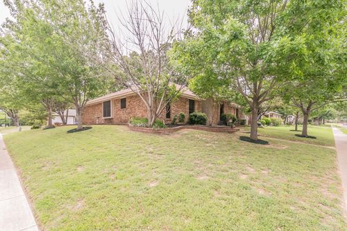200 Timber Ridge Ln, Coppell, TX, 75019-5563 | Card Image