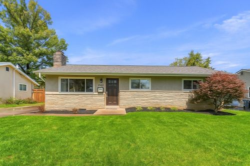 2565 Nottingham Rd, Columbus, OH, 43221-1119 | Card Image