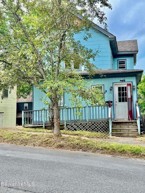 79 Dewey Ave, Pittsfield, MA, 01201-5007 | Card Image