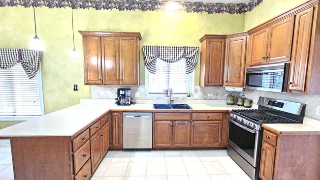 26357 S Lyndsay Dr, House other with 5 bedrooms, 3 bathrooms and 4 parking in Channahon IL | Image 30