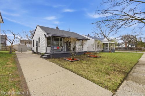 1714 E Hayes Ave, Hazel Park, MI, 48030-2625 | Card Image