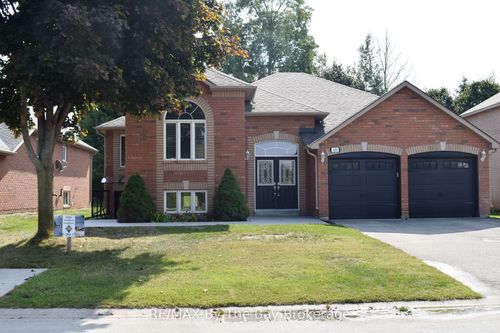 433 Ramblewood Dr, Wasaga Beach, ON, L9Z1P3 | Card Image