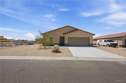 2228 E Sand Creek Dr, Fort Mohave, AZ, 86426-1227 | Card Image
