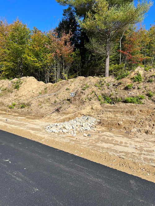 22 Hawthorne Rd, Ossipee, NH, 03864-7314 | Card Image