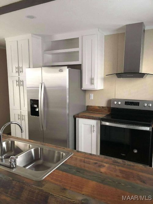 393 Nebo St, Goodwater, AL, 35072-4112 | Card Image