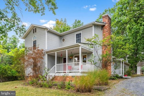 530 Vaucluse Rd, Stephens City, VA, 22655-5440 | Card Image