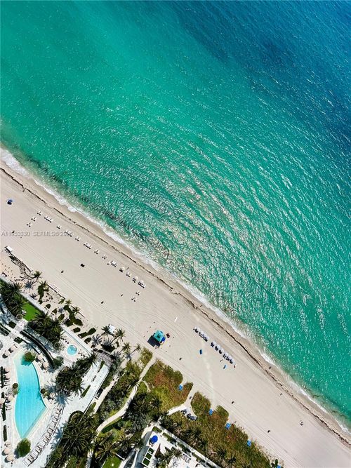 4404-18975 Collins Ave, Sunny Isles Beach, FL, 33160-5442 | Card Image