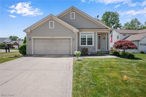 1584 Silver Oak Circle, Twinsburg, OH, 44087 | Card Image
