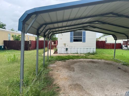 509 Maple St, Jourdanton, TX, 78026-3802 | Card Image