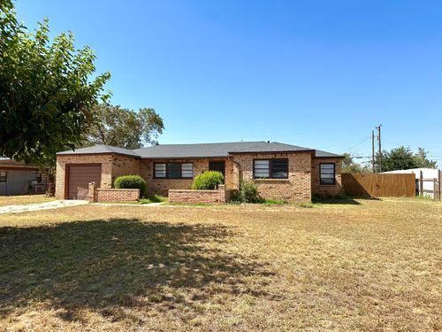 1827 8th St, Levelland, TX, 79336-4207 | Card Image