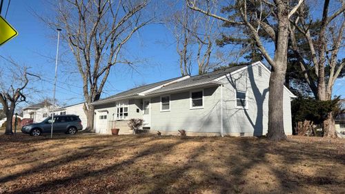 89 W Laurel Dr, Somers Point, NJ, 08244-1229 | Card Image