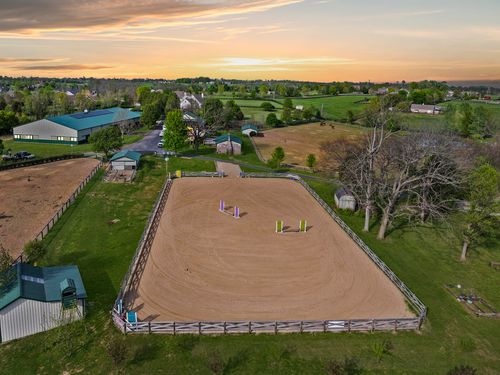 106 Sand Piper Ct, Midway, KY, 40347-9601 | Card Image