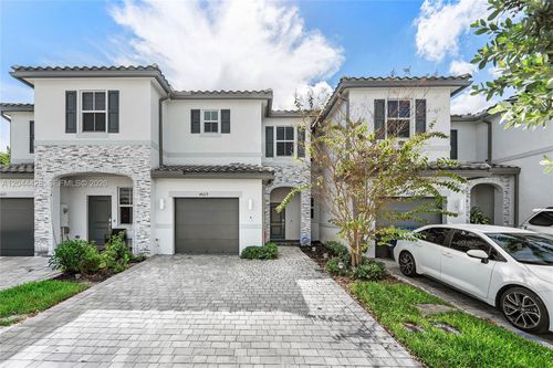 4669 Nw 118th Ave, Coral Springs, FL, 33076-3244 | Card Image