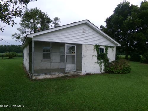 2862 E White Pond Road, Fairmont, NC, 28340 | Card Image