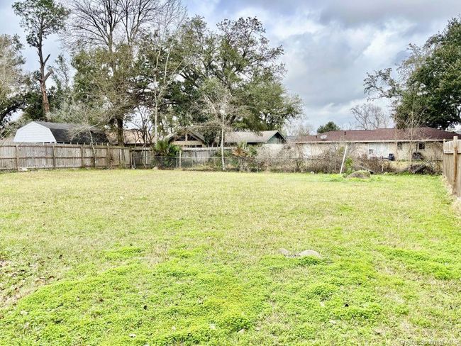 1009 Cherryhill St, House other with 3 bedrooms, 2 bathrooms and null parking in Lake Charles LA | Image 11