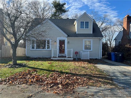26 Hopkins Ter, Cumberland, RI, 02864-7712 | Card Image